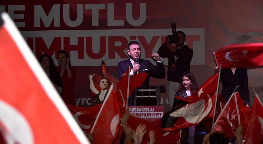 Rıza akpolat Beşiktaş Belediyesi 29 ekim cumhuriyet bayramı