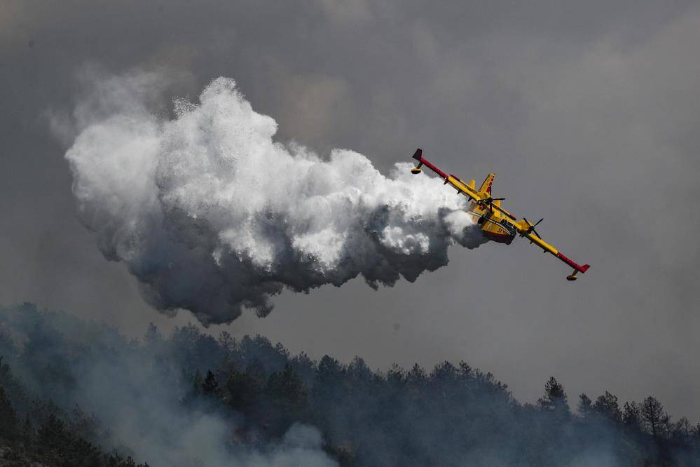 Avrupa Komisyonu Birliği yangın söndürme uçağı yardımı