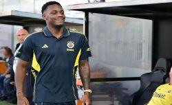 Fenerbahçe’de Jhon Duran Krizi: Sakatlık mı, Ayrılık mı?