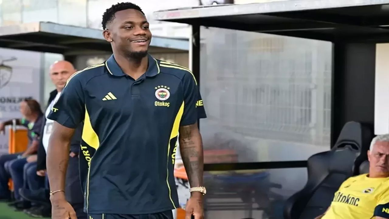 Fenerbahçe’de Jhon Duran Krizi: Sakatlık mı, Ayrılık mı?