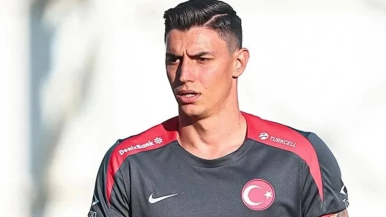 A Milli Takım’da Kriz! Berke Özer Kampı İzinsiz Terk Etti – Montella Çok Sinirlendi, TFF’den Sert Açıklama Geldi
