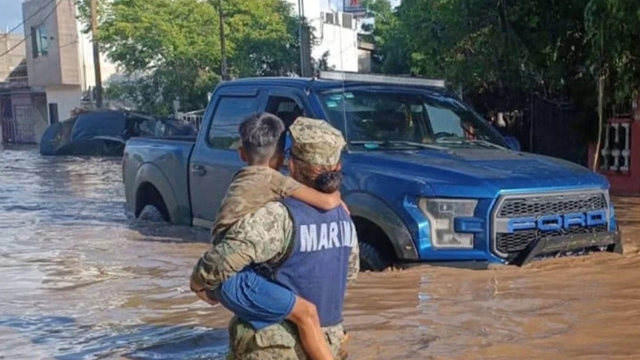 Meksika’da Felaket! Sel 5 Eyaleti Vurdu: 42 Ölü, 27 Kayıp