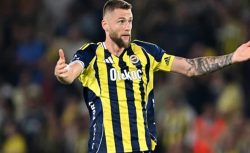 Peş peşe puan kayıpları ile sarsılan Fenerbahçe’ye bir kötü haber daha