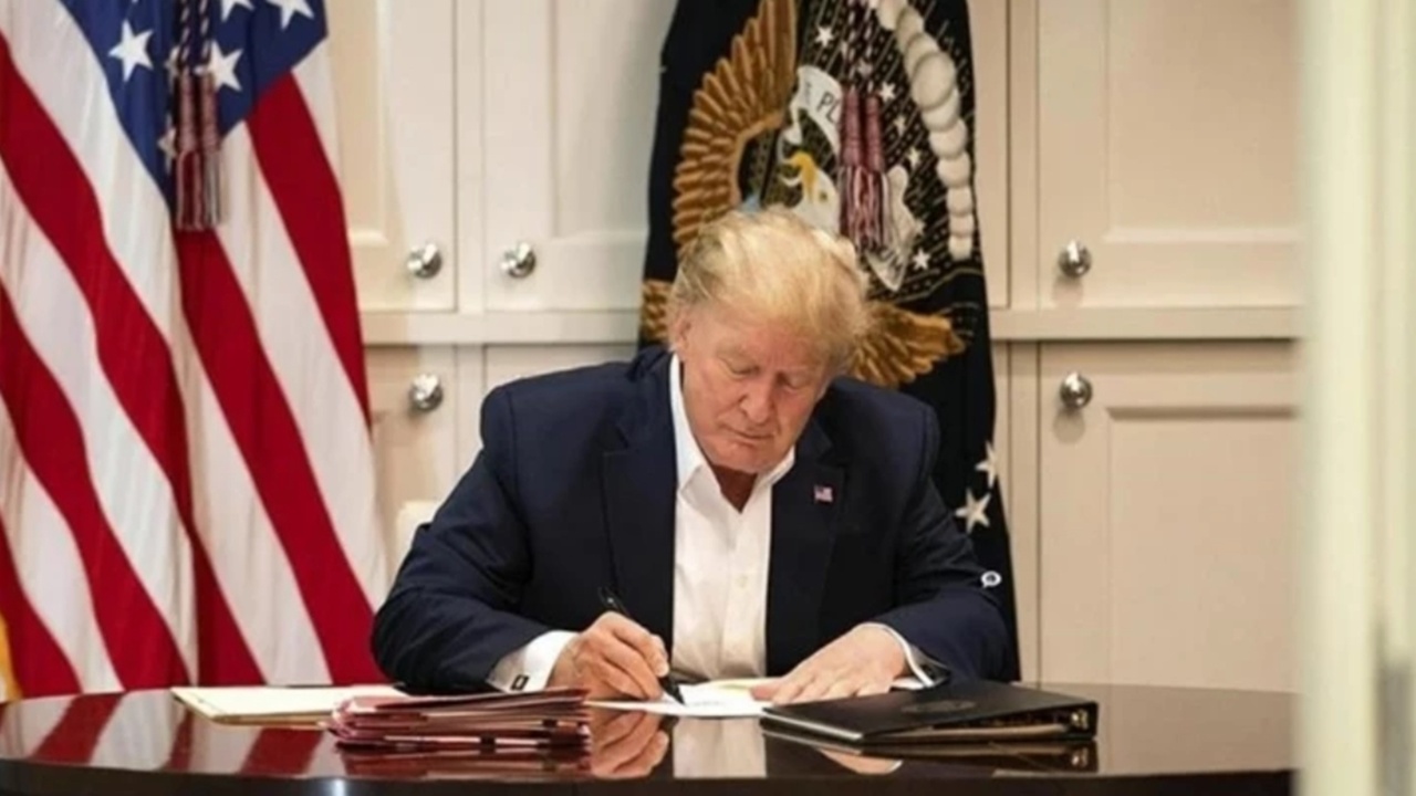 Trump Düğmeye Bastı! ABD’de Bütçe Krizi Derinleşiyor
