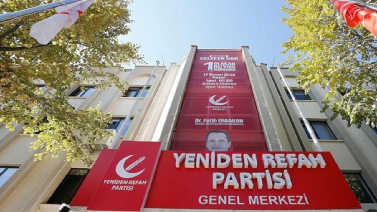 Yeniden Refah Partisi’nde istifa depremi! 5 İlçe başkanı görevinden ayrıldı